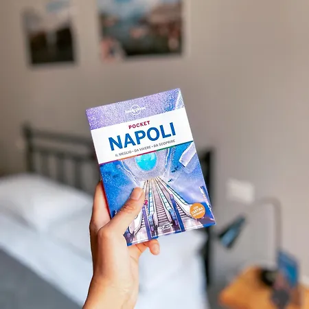 بيت ضيافة Neapolitantrips 3*